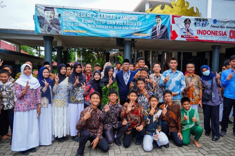 Gubernur Lampung Tinjau SPPG Rajabasa, Pastikan Protokol Keamanan Pangan Dijalankan