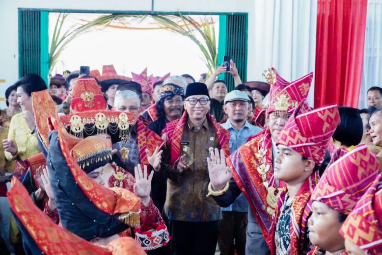 Gubernur Mirza Hadiri Pagelaran Budaya Karo: Serukan Generasi Muda untuk Lestarikan Tradisi di Tengah Arus Digitalisasi