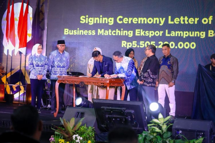 Tutup Lampung Begawi 2025, Gubernur Mirza Tegaskan Komitmen Perkuat UMKM dan Nilai Tambah Komoditas Lokal
