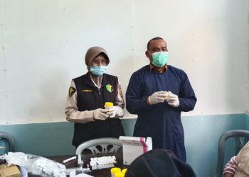 Tes TBC Negatif, Polisi dan Tenaga Medis Pastikan Penjamah Pangan di Rawa Selapan Aman dari Penyakit Menular