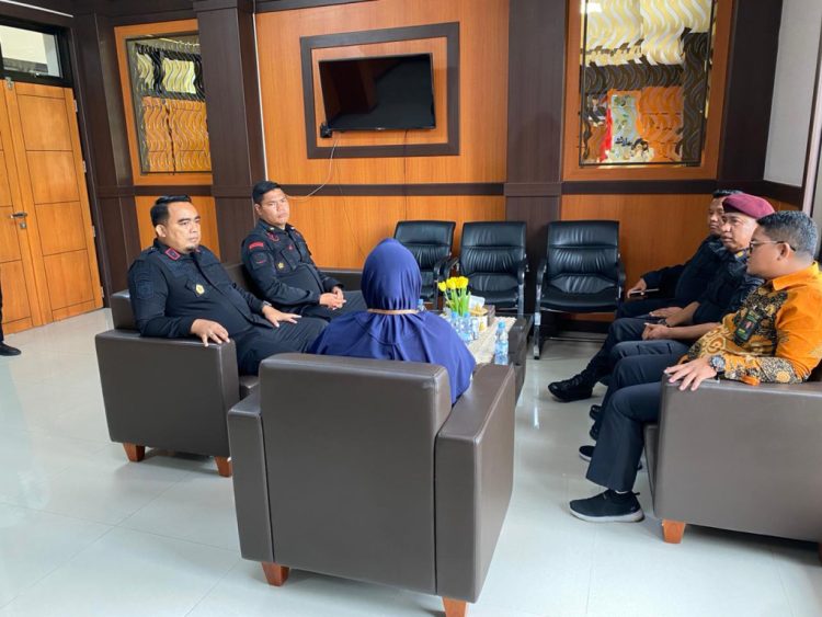 Kalapas Dharmasraya Perkuat Sinergi dengan Pengadilan Negeri Pulau Punjung, Fokus Tingkatkan Pelayanan Hukum Profesional