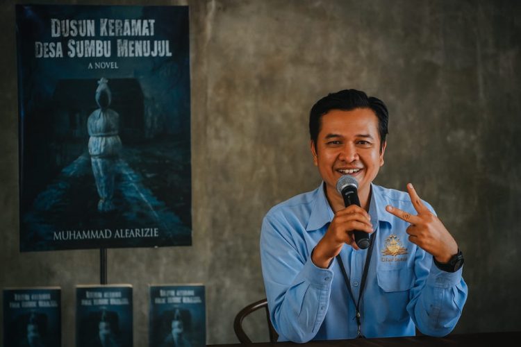 Penulis Muda Bandar Lampung Luncurkan Manuskrip Horor “Dusun Keramat Desa Sumber Muncul”, Cari Donatur untuk Penerbitan