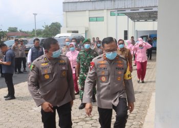 Polisi Lampung Selatan Salurkan 4.074 Porsi Makanan Bergizi, Kapolda dan Ketua Bhayangkari Turun Langsung Pantau Distribusi