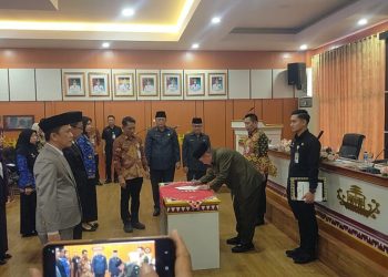 Bupati Tanggamus Moh. Saleh Asnawi Lantik Pejabat Baru, Tegaskan Transformasi Birokrasi dan Budaya “Jalan Lurus”