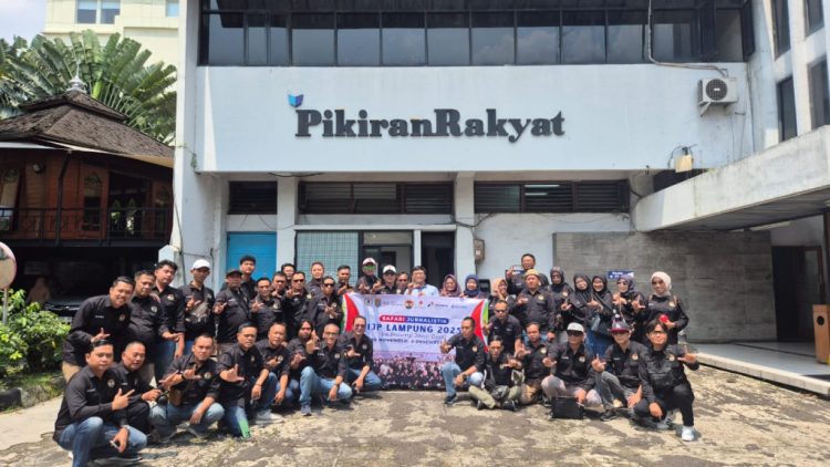 IJP Lampung Sambangi Pikiran Rakyat: Menggali Rahasia Ketahanan Media Cetak dan Digital di Tengah Gempuran Era Modern