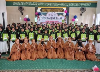Merencanakan Husnul Khatimah: 109 Santri Lansia Al-Ishlah Pringsewu Wisuda, Belajar Seni Menyambut Kematian dengan Tenang