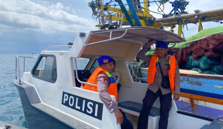 Polairud Tanggamus Intensif Cari ABK Hilang KM Maulana 3.0