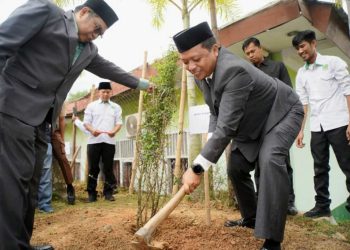Bupati Pringsewu Pimpin Upacara HAB Kemenag ke-80
