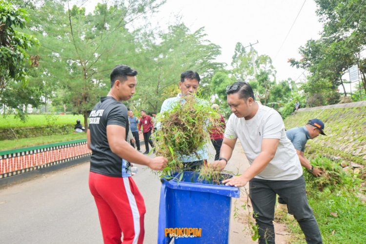 Wakil Bupati Pesawaran Pimpin Korve Serentak di OPD, Dorong Lingkungan Kerja Bersih dan Sehat