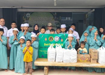 5.200 Paket Takjil Dibagikan Alumni SMAN 1 Bandar Lampung
