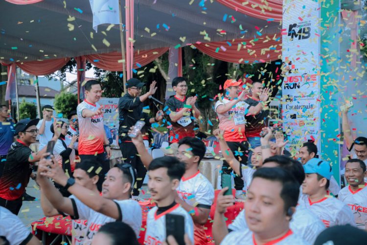 Rahmat Mirzani Djausal Lepas Peserta Justice Run, Tekankan Pentingnya Olahraga