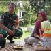 Babinsa dan Istri Sulap Gudang Tua Jadi “Gudang Aksara” untuk Anak Desa