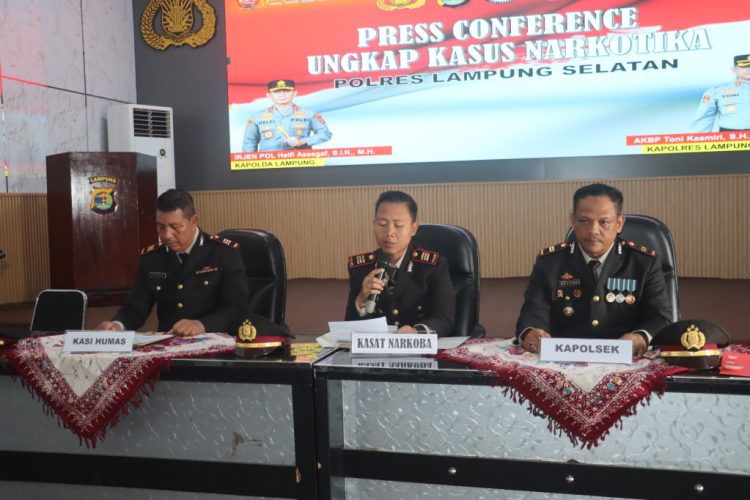 Satu Telepon ke 110, Polisi Bongkar Jaringan Narkoba dan Amankan Tiga Tersangka