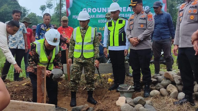 Moh Saleh Asnawi: Tidak Ada Lagi Rakyat Tanggamus yang Terisolasi