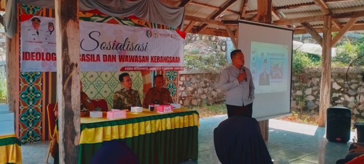 Anton Subagyo Ingatkan Bahaya Hoaks dalam Sosialisasi Pancasila di Pringsewu