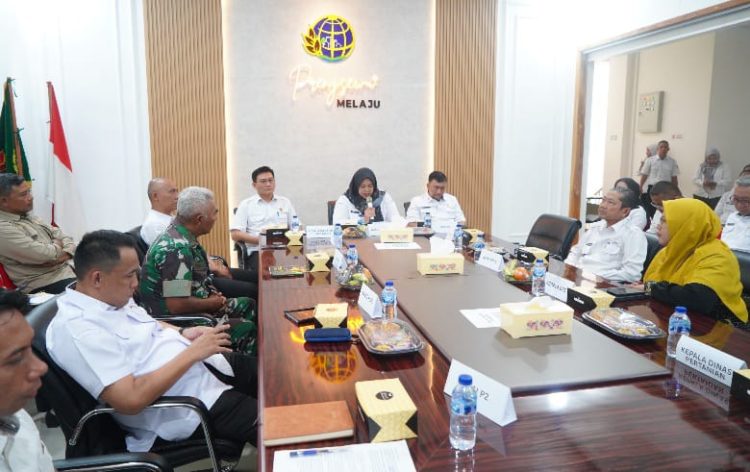 Umi Laila Pimpin Rapat Strategis Gugus Tugas Reforma Agraria Pringsewu