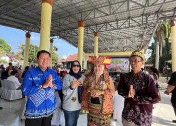 Bawakan Karya Sendiri, Desi Farida Tuai Apresiasi di Ajang Ringget Lampung