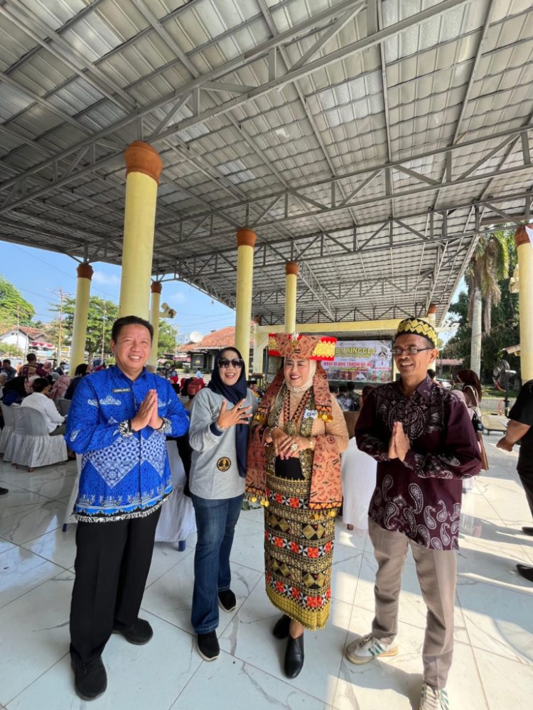 Bawakan Karya Sendiri, Desi Farida Tuai Apresiasi di Ajang Ringget Lampung