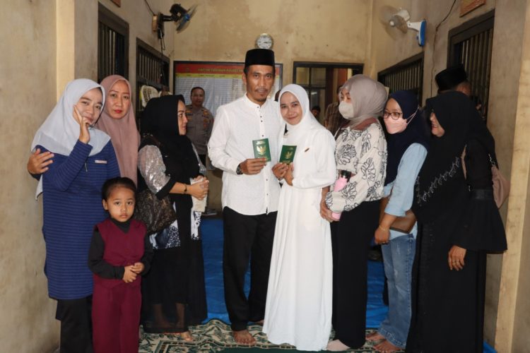 Akad Nikah di Rutan, Aris dan Siti Buktikan Cinta Tak Terhalang Proses Hukum