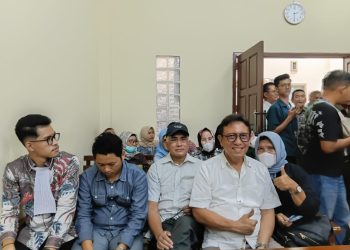 Jelang Vonis PT LEB, Terdakwa, Jaksa dan Pengacara Tampak Santai di Ruang Sidang