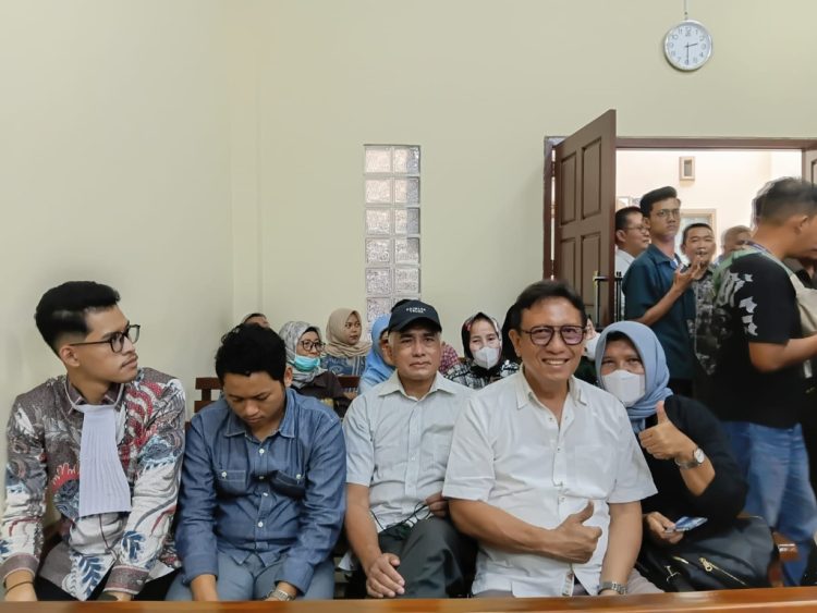 Jelang Vonis PT LEB, Terdakwa, Jaksa dan Pengacara Tampak Santai di Ruang Sidang