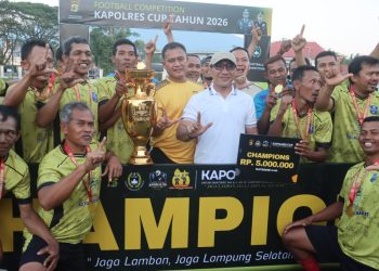 Wabup Syaiful Anwar Tutup Kapolres Cup 2026, Ribuan Penonton Padati Stadion Raden Intan