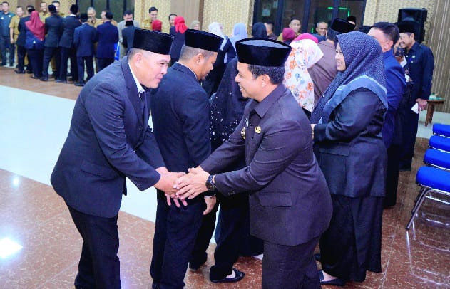 Bupati Pringsewu Ambil Sumpah 36 Pejabat, Dorong Birokrasi yang Profesional dan Berintegritas