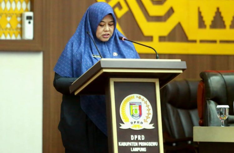Umi Laila: Masukan Fraksi DPRD Jadi Dasar Penyempurnaan Tiga Ranperda Pringsewu