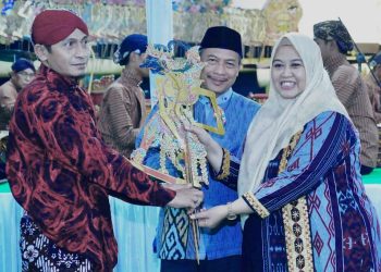 Umi Laila: Bersih Desa Wonodadi Bukan Sekadar Tradisi, Tapi Wujud Syukur dan Persatuan