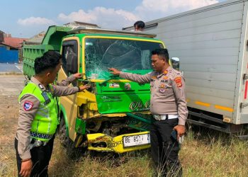 Kecelakaan Tragis di Pajaresuk, Pengendara Motor Meninggal Usai Tabrak Truk Pengangkut Pasir