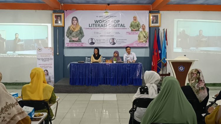 Waspada Penipuan Online, Al-Hidayah Pringsewu Bekali Masyarakat Literasi Digital