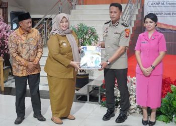 Pisah Sambut Kapolres Pringsewu Berlangsung Haru, Ini Pesan Bupati Riyanto