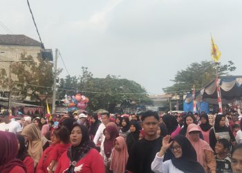 Ribuan Peserta Padati Jalan Sehat KBSB Kalianda, Bazar Bundo Kandung Ikut Meriah