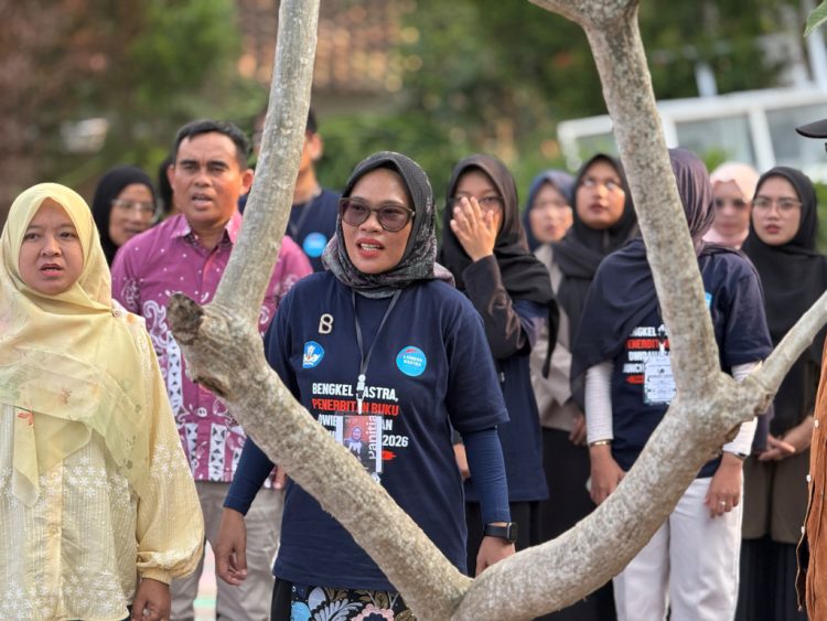 Fitri Angraini: Bengkel Sastra Jadi Ruang Generasi Muda Mengasah Kemampuan Menulis