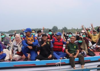 Polres Lampung Selatan dan BKSDA Patroli Krakatau, Nelayan Ditegur hingga Speedboat Berbalik Arah