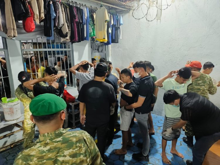 Razia Gabungan Lapas Kalianda, Tes Urine WBP Seluruhnya Negatif
