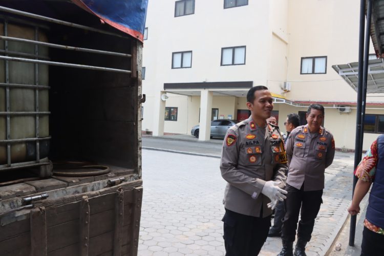 Polres Lampung Selatan Bongkar Dugaan Penyelewengan Solar Subsidi, Sopir Truk dan Penjaga Gudang Diamankan