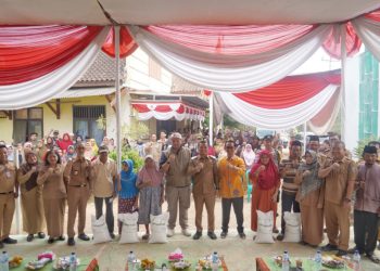 Bupati Pringsewu Salurkan Bantuan Beras, Puluhan Ribu Warga Jadi Penerima