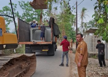 Kades Sabah Balau Gerak Cepat Atasi Banjir, Drainase Jalan Azizi Kini Diperlebar