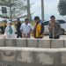 Komisi III DPRD Pringsewu Sidak Tiga Proyek, Kualitas Pasir Jadi Sorotan