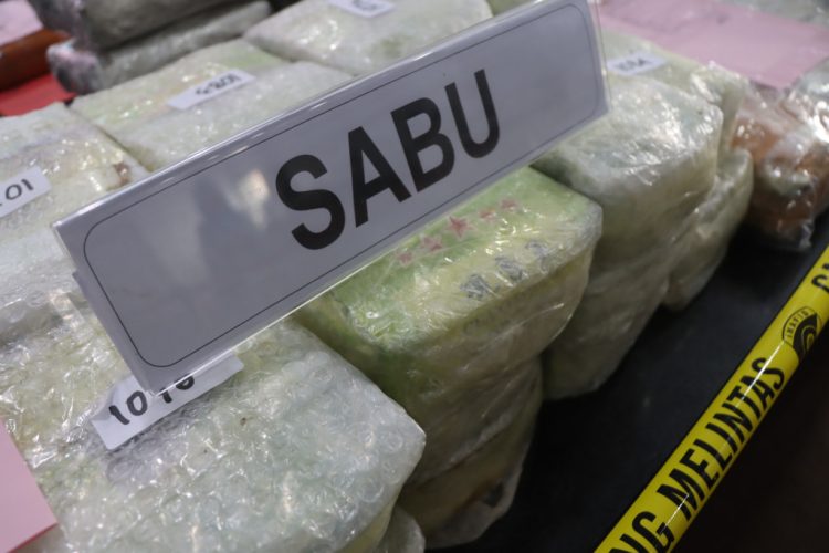 BMW Hitam Bawa 50 Kg Sabu, Polisi Amankan 3 Orang di Seaport Interdiction Bakauheni