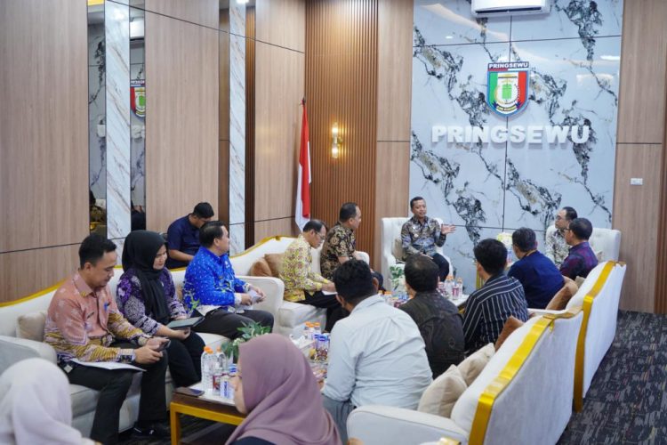 Olpin Putra Ungkap Kunci BPKAD Pringsewu Raih Penghargaan Peringkat Pertama